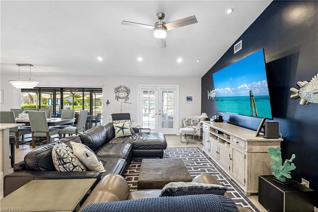 937 SW 54th Ln, Cape Coral, FL 33914 Photo