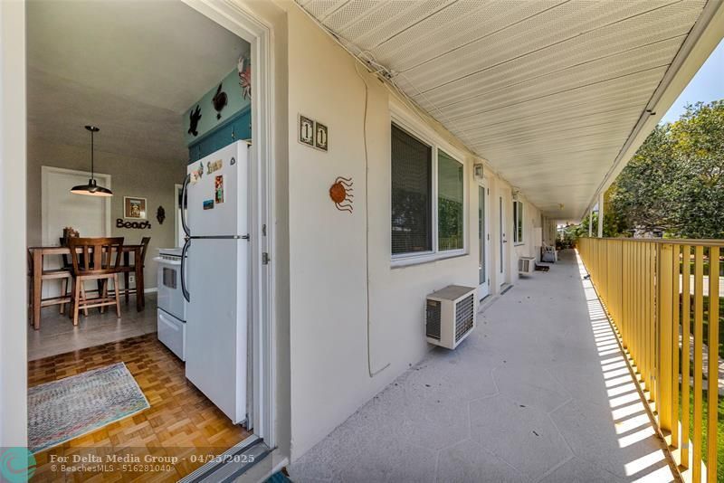 11 SW 4th Ave, Unit 11, Boca Raton, FL 33432 Photo