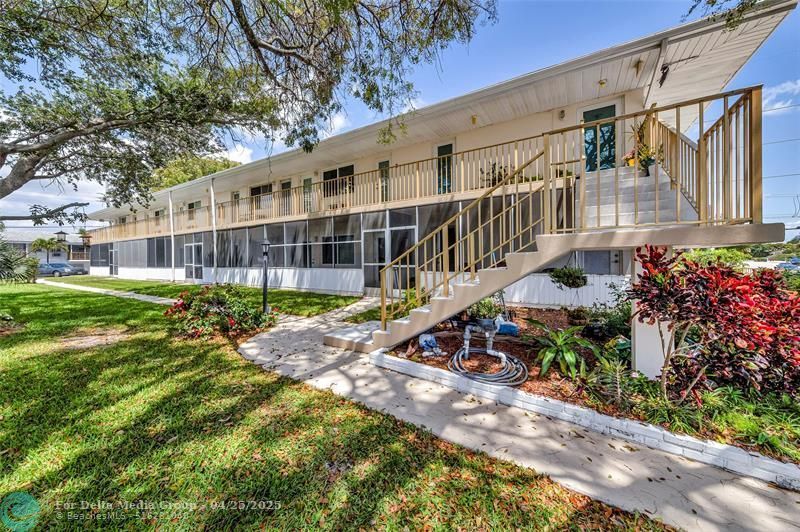 11 SW 4th Ave, Unit 11, Boca Raton, FL 33432 Photo