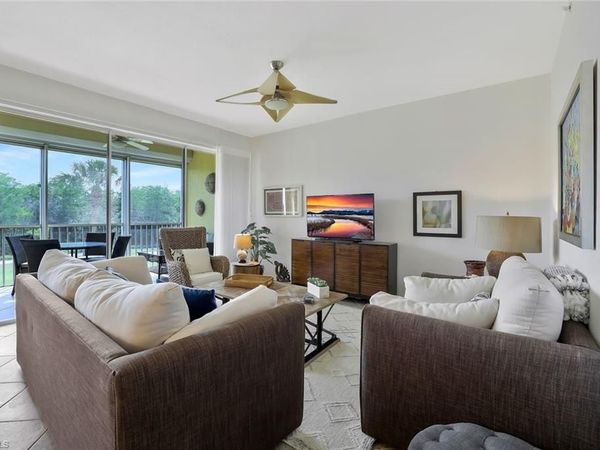 6824 Sterling Greens PL, Unit 3304, NAPLES, FL 34104