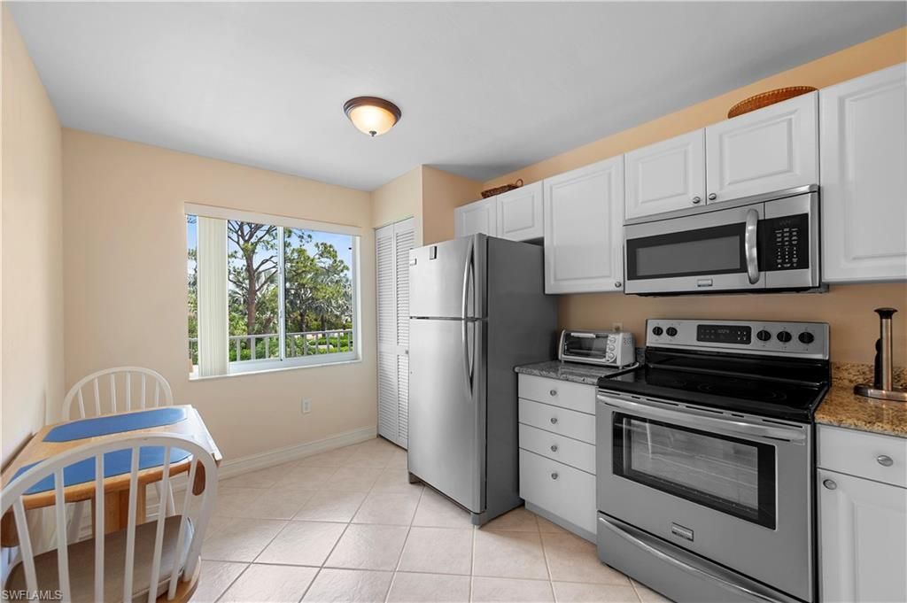 3072 Sandpiper Bay Cir, Unit M202, Naples, FL 34112 Photo