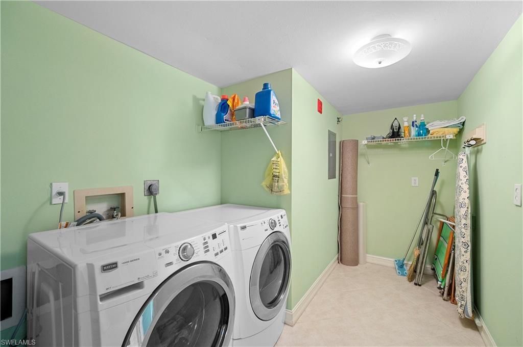 3072 Sandpiper Bay Cir, Unit M202, Naples, FL 34112 Photo