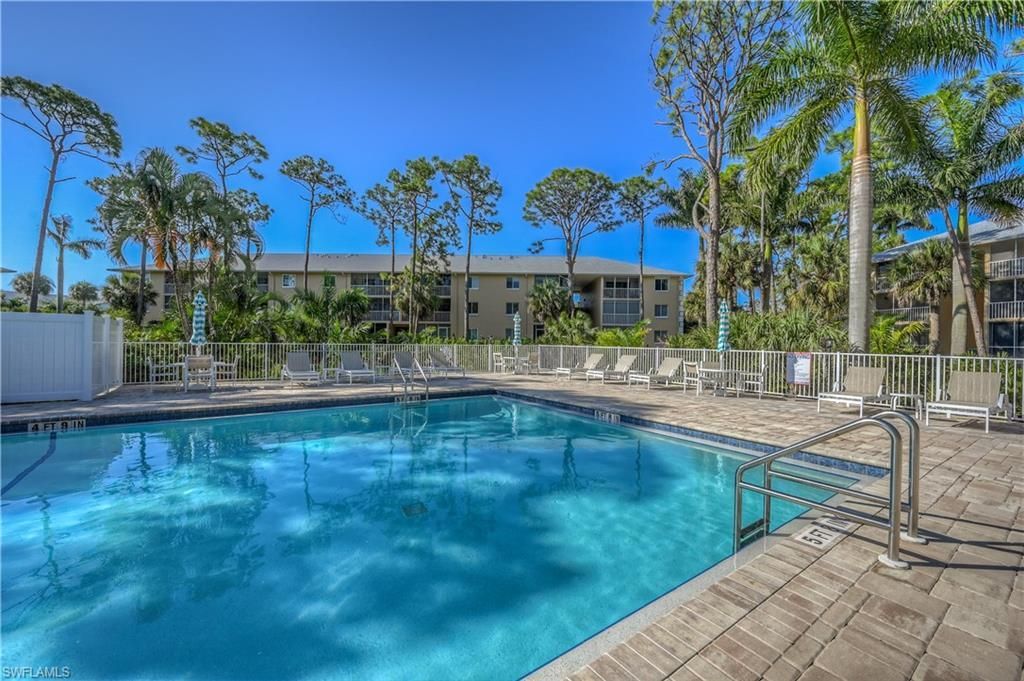 3072 Sandpiper Bay Cir, Unit M202, Naples, FL 34112 Photo