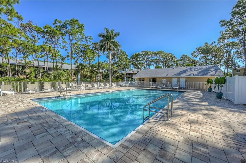 3072 Sandpiper Bay Cir, Unit M202, Naples, FL 34112 Photo