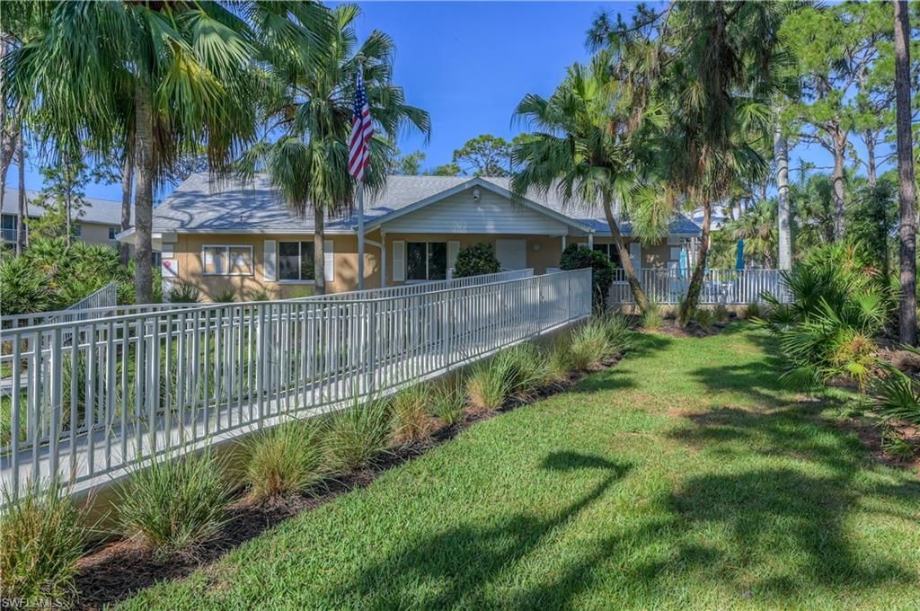 3072 Sandpiper Bay Cir, Unit M202, Naples, FL 34112 Photo