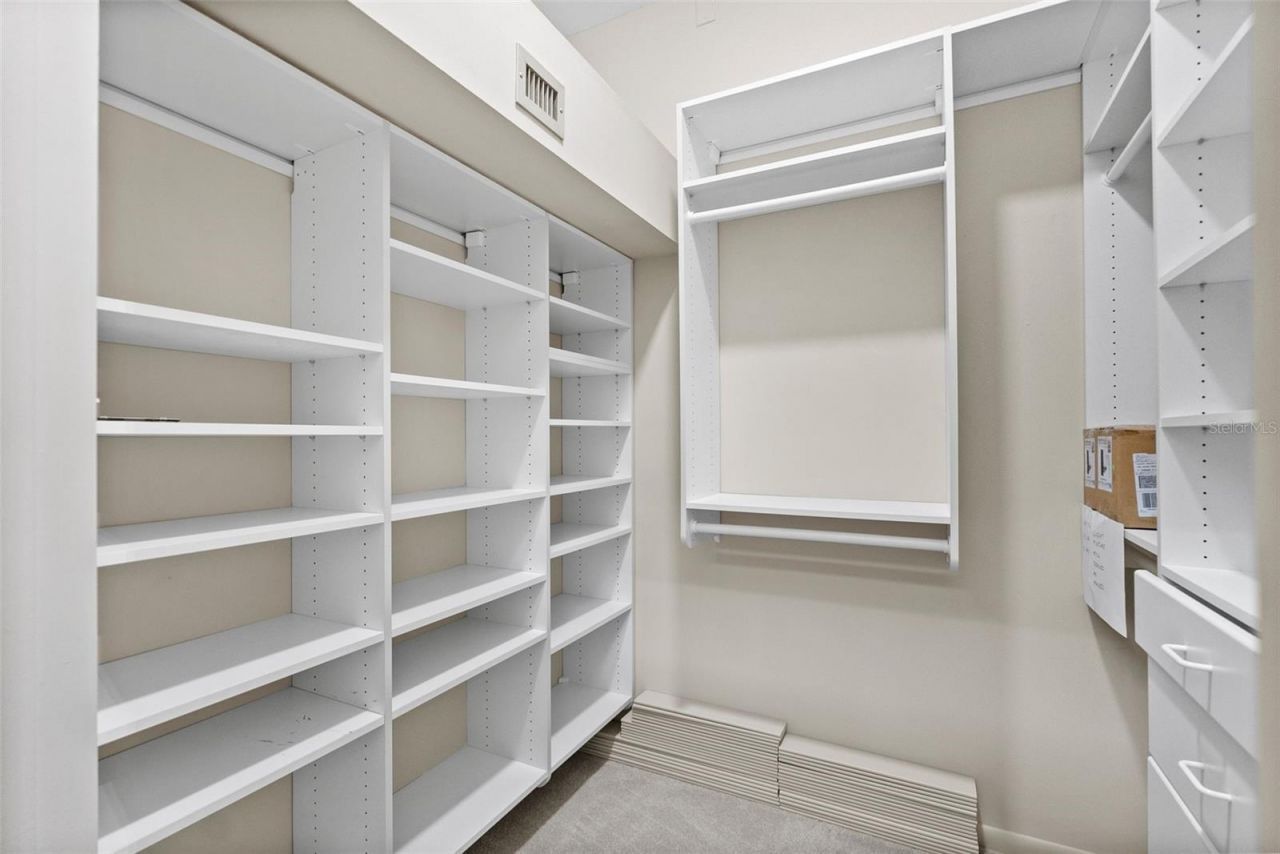 301 2nd Street N, Unit 13, Saint Petersburg, FL 33701 Photo