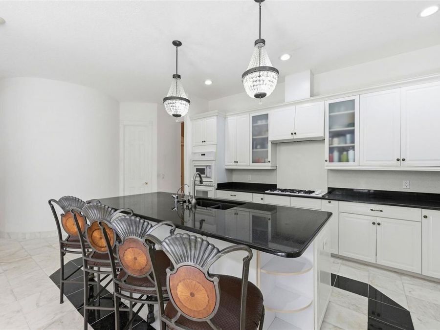 Property Image 81