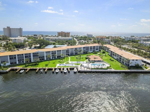 101 NE 19th Avenue, Unit 208, Deerfield Beach, FL 33441