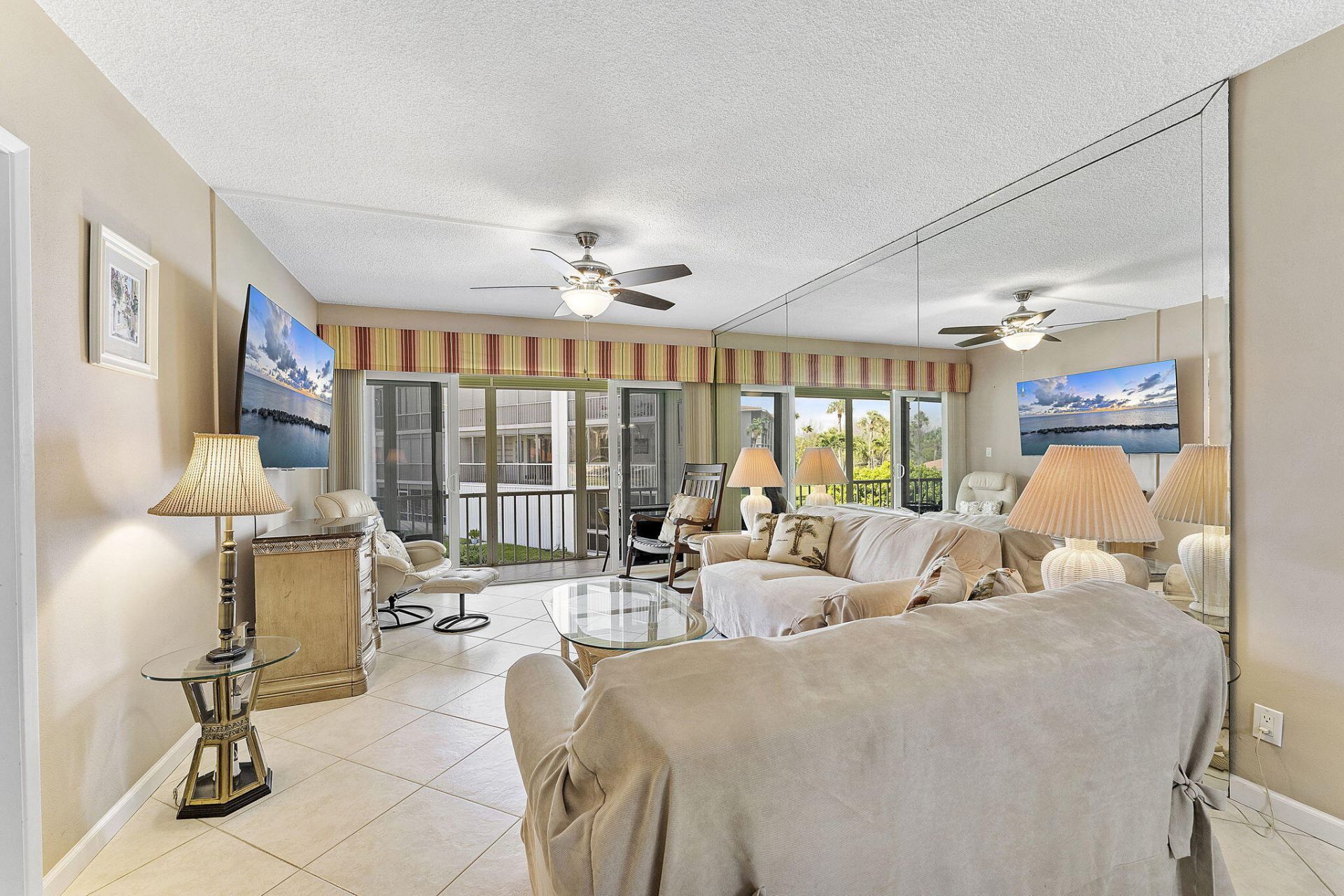 101 NE 19th Avenue, Unit 208, Deerfield Beach, FL 33441 Photo