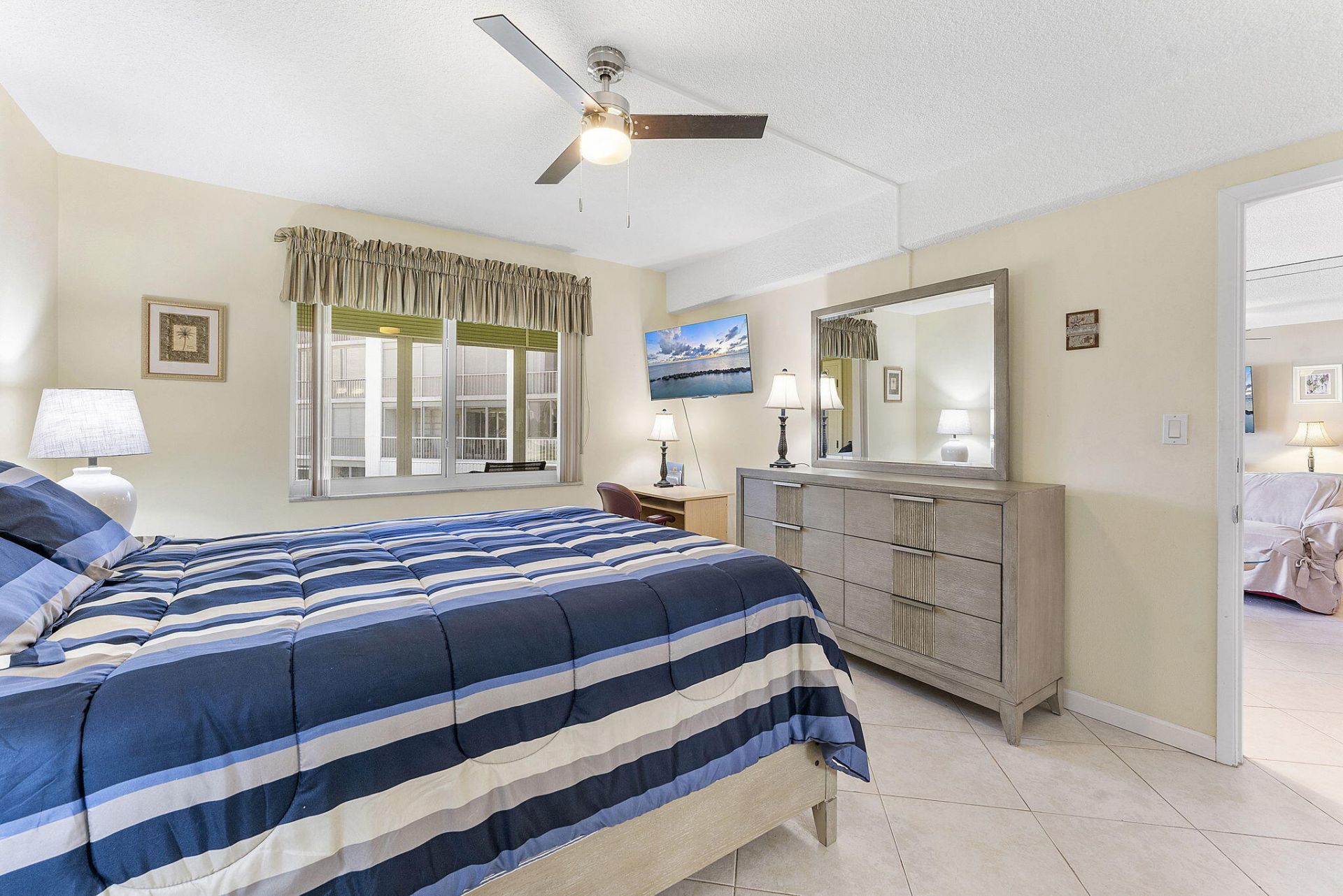 101 NE 19th Avenue, Unit 208, Deerfield Beach, FL 33441 Photo