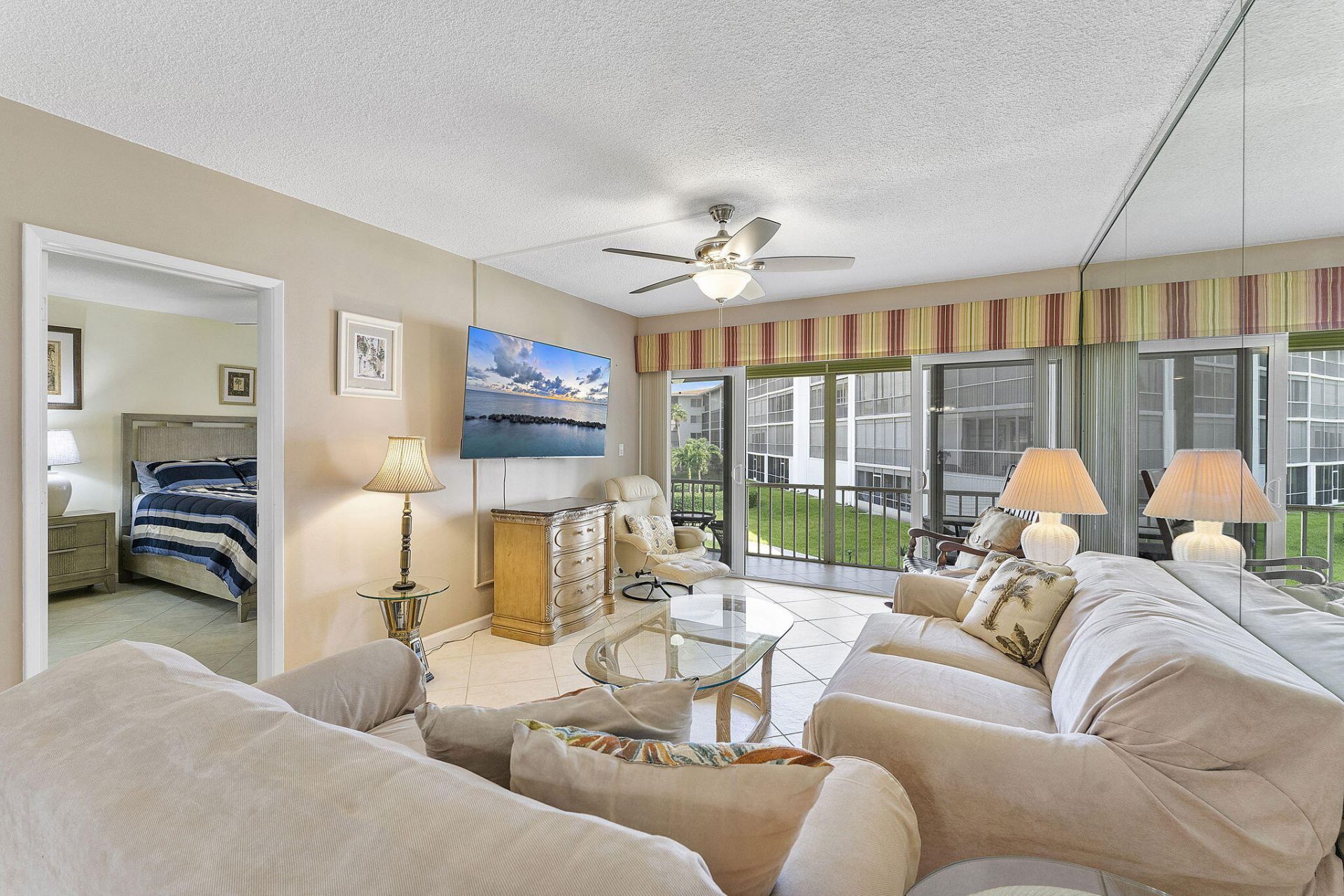 101 NE 19th Avenue, Unit 208, Deerfield Beach, FL 33441 Photo