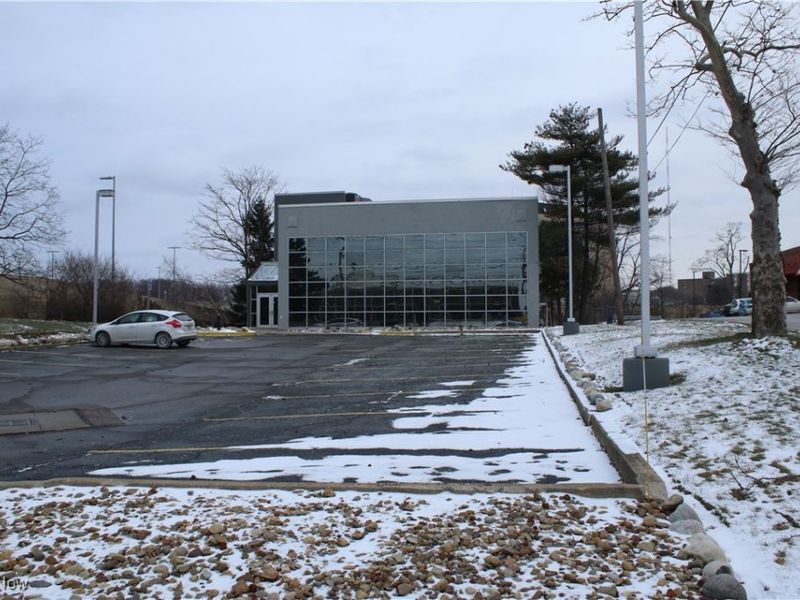 6731 Ridge (7,000 sq ft), Parma, OH 44129 Photo 2