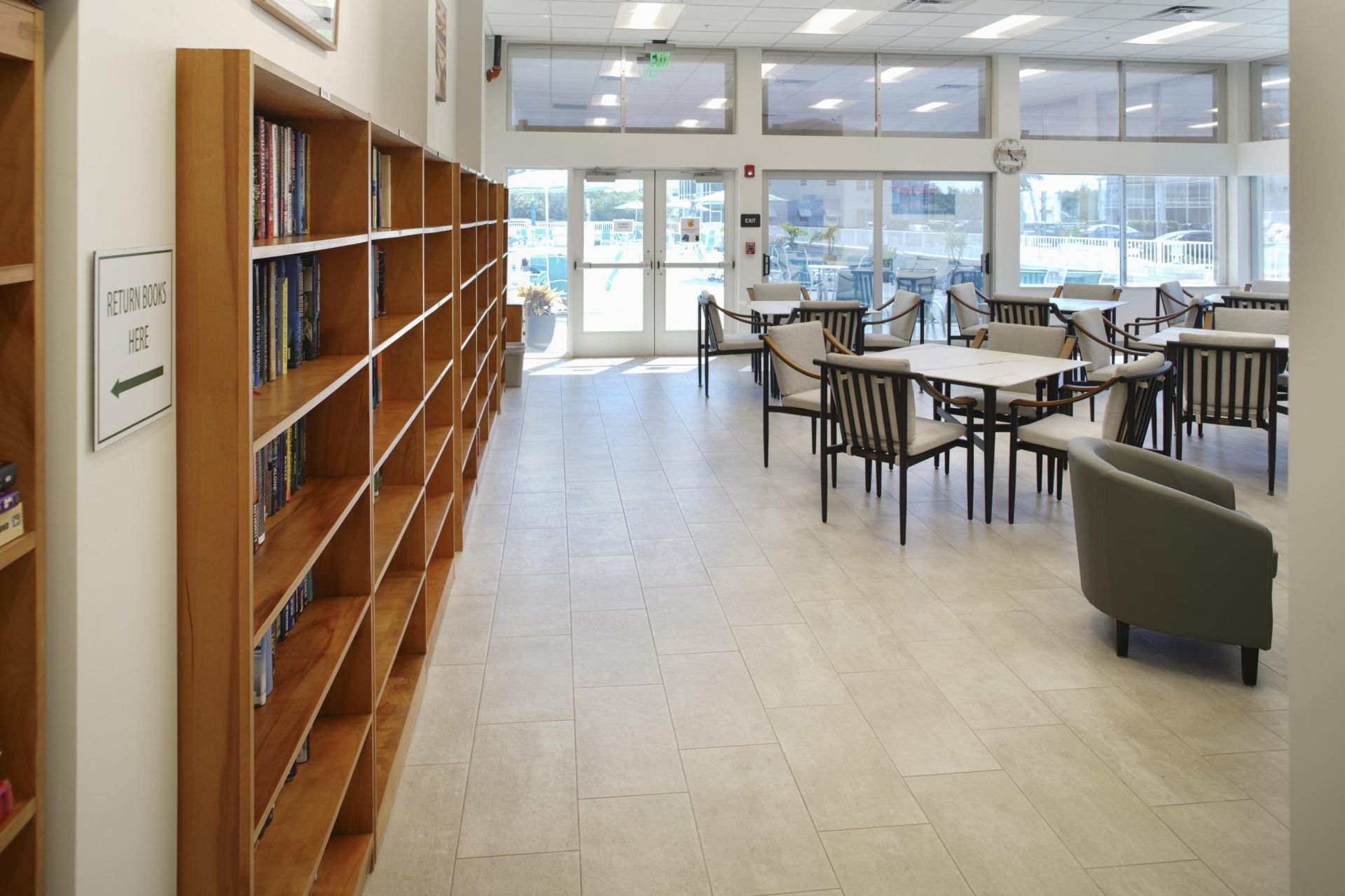 350 Horizons E, Unit 206, Boynton Beach, FL 33435 Photo