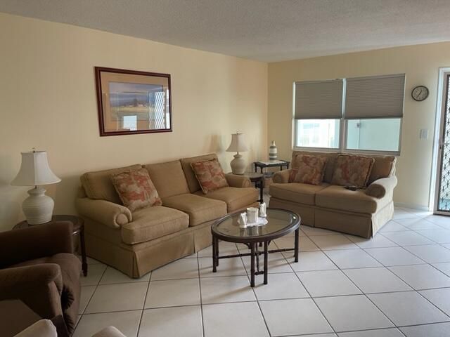 350 Horizons E, Unit 206, Boynton Beach, FL 33435 Photo