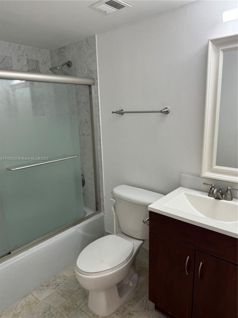 1420 Brickell Bay Dr, Unit 103A1, Miami, FL 33131 Photo