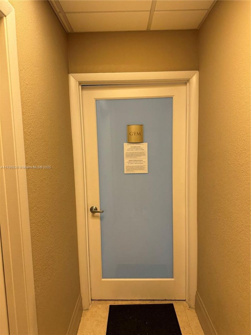 1420 Brickell Bay Dr, Unit 103A1, Miami, FL 33131 Photo