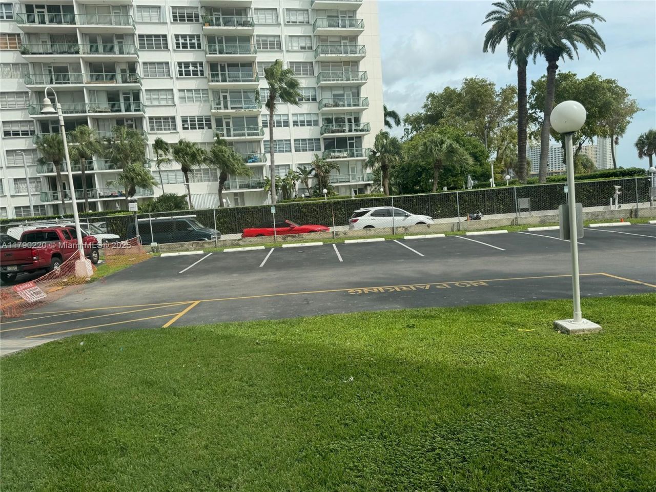 1420 Brickell Bay Dr, Unit 103A1, Miami, FL 33131 Photo