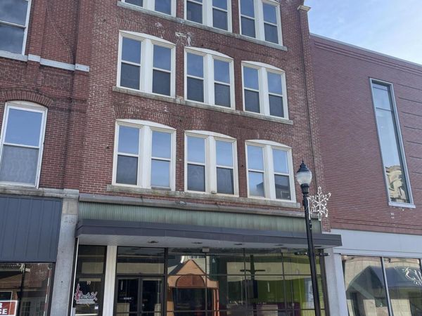 99 Main Street, Waterville, ME 04901