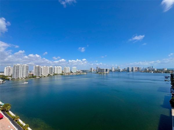 251 174th St, Unit 2219, Sunny Isles Beach, FL 33160