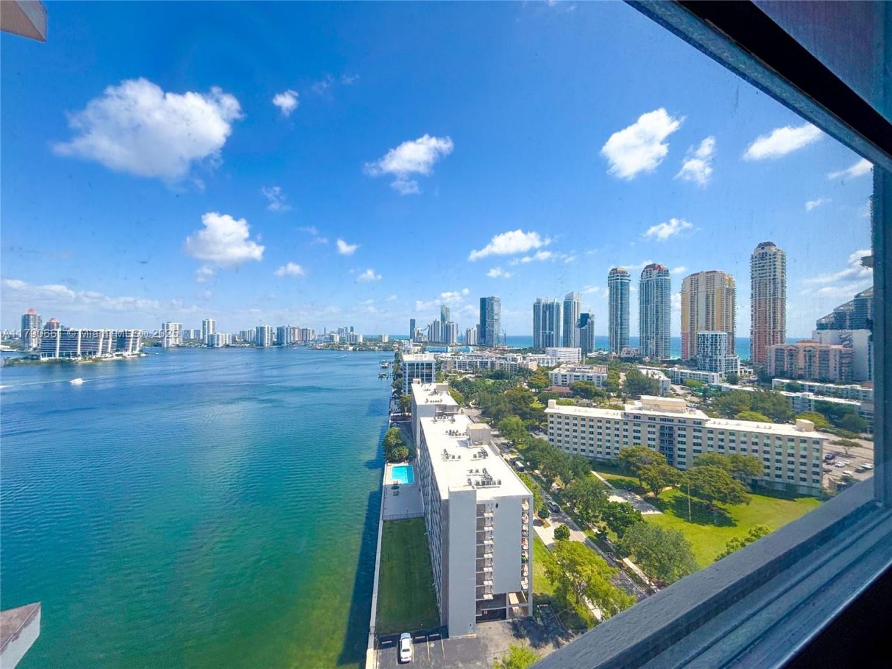 251 174th St, Unit 2219, Sunny Isles Beach, FL 33160 Photo