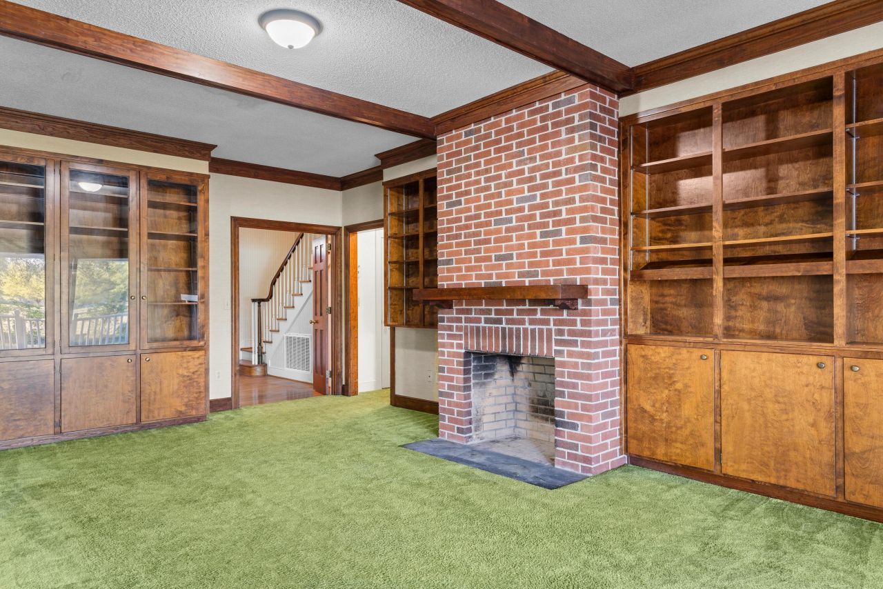 2133 Griffith Drive Photo 11