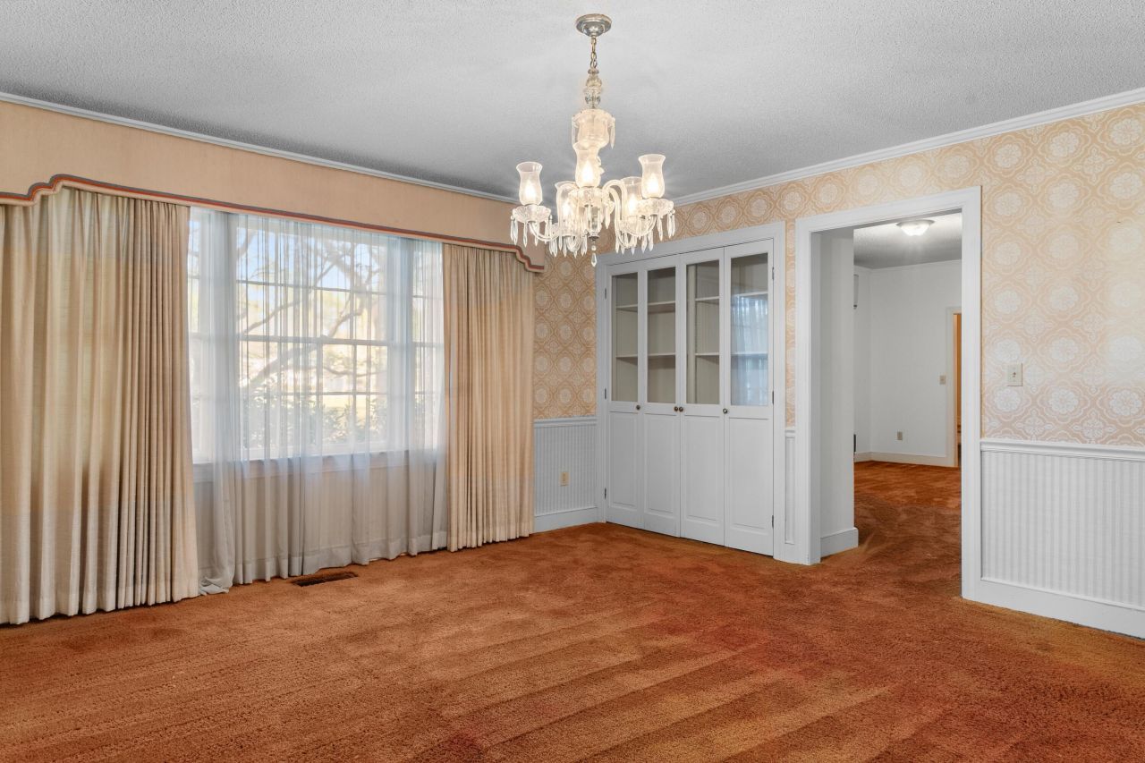 2133 Griffith Drive Photo 7