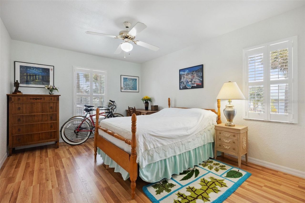 1842 Bayou Grande Boulevard Ne, Saint Petersburg, FL 33703 Photo