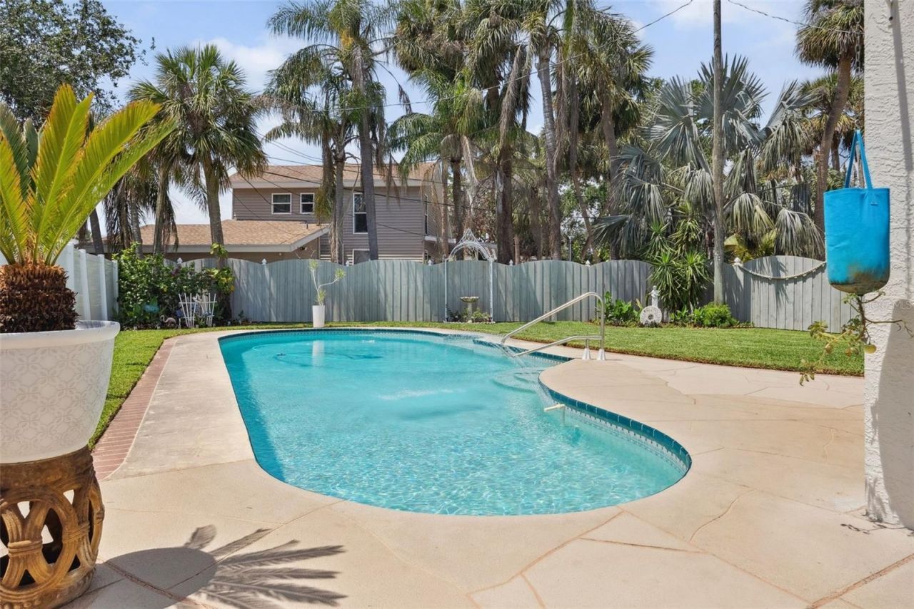 1842 Bayou Grande Boulevard Ne, Saint Petersburg, FL 33703 Photo