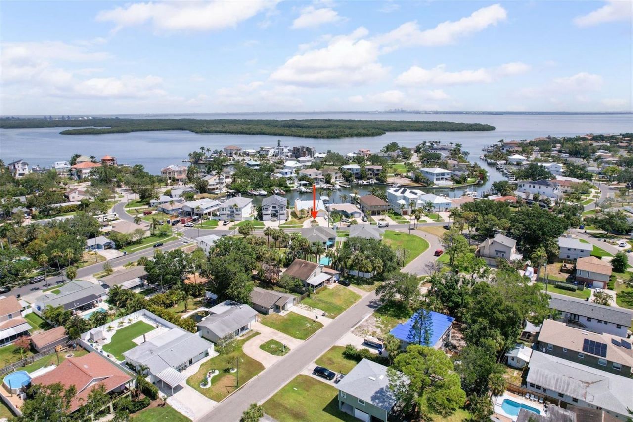 1842 Bayou Grande Boulevard Ne, Saint Petersburg, FL 33703 Photo