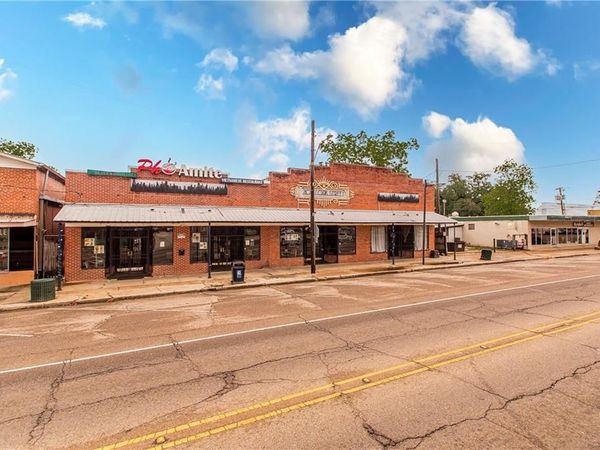 206-210 W OAK Street, Amite, LA 70422