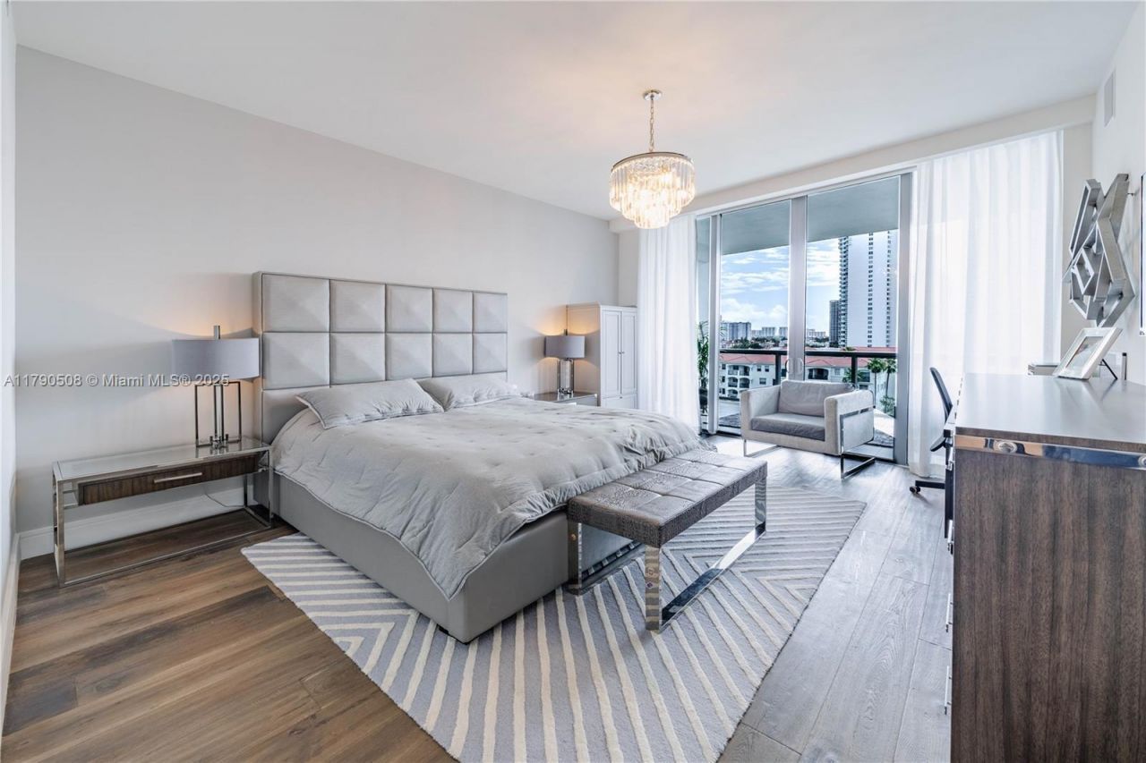 3250 NE 188th St, Unit 606, Aventura, FL 33180 Photo