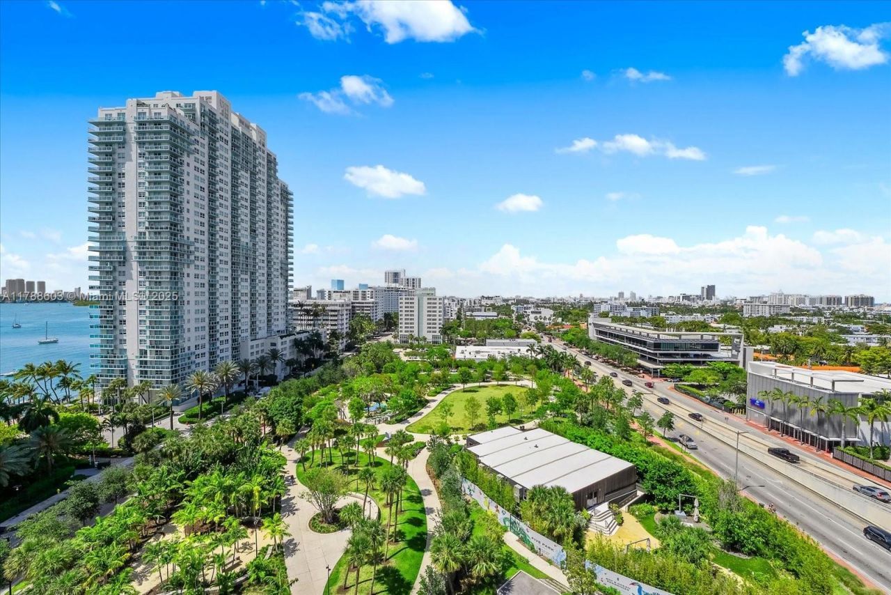 500 Alton Rd, Unit 1105, Miami Beach, FL 33139 Photo