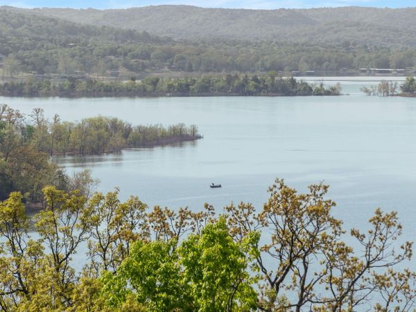 67 Port Drive, Unit 7, Kimberling City, MO 65686