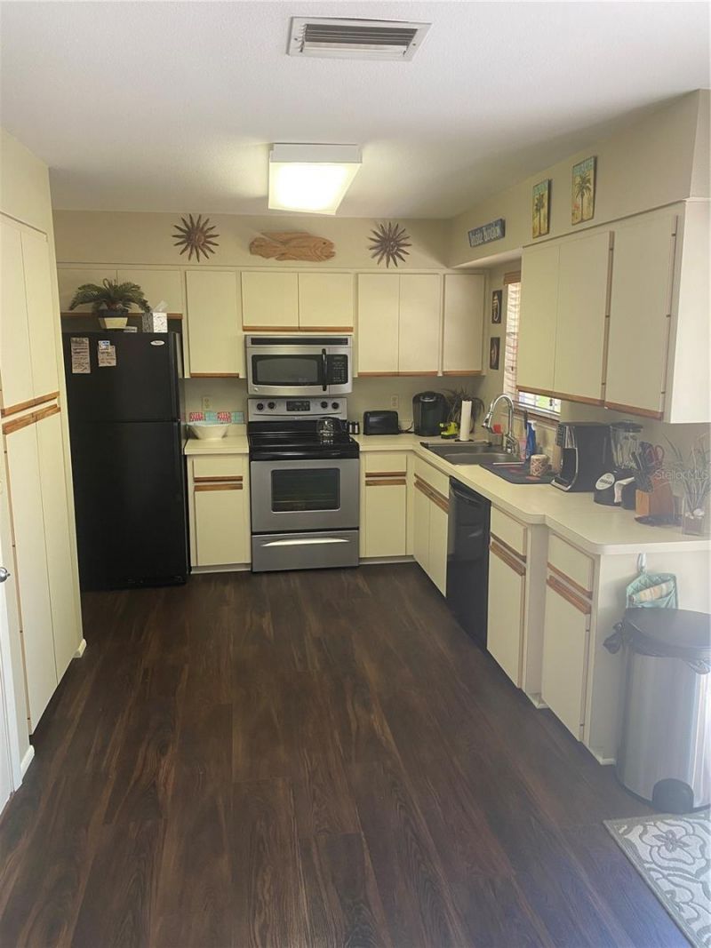 5712 34th Court W, Bradenton, FL 34210 Photo