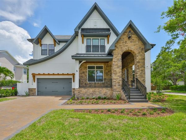 4224 W CORONA STREET, TAMPA, FL 33629