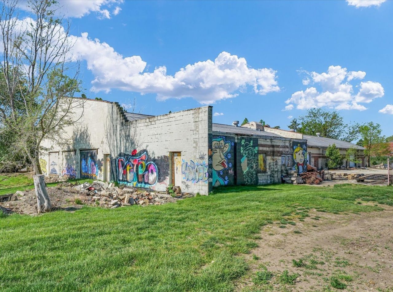 121 E Neal Drive, Rantoul, IL 61866