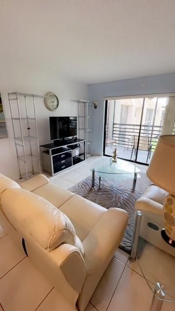 10466 Sunrise Lakes Boulevard, Unit 307, Sunrise, FL 33322 Photo