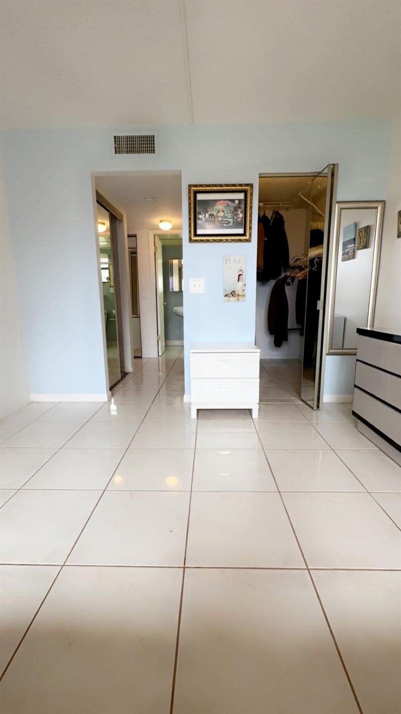 10466 Sunrise Lakes Boulevard, Unit 307, Sunrise, FL 33322 Photo