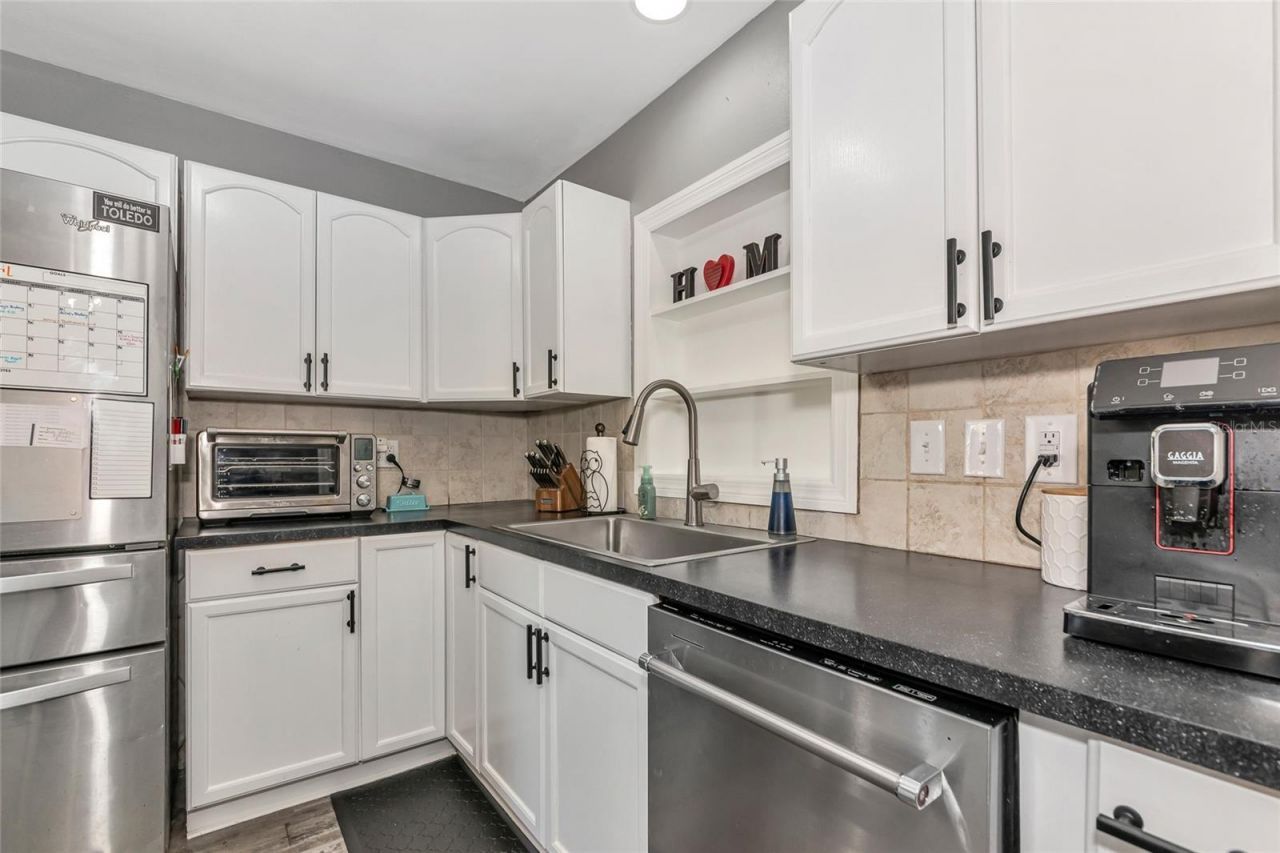 6511 Georgia Avenue, Bradenton, FL 34207 Photo