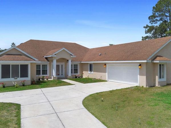 2048 LAREDO DRIVE, DELTONA, FL 32738