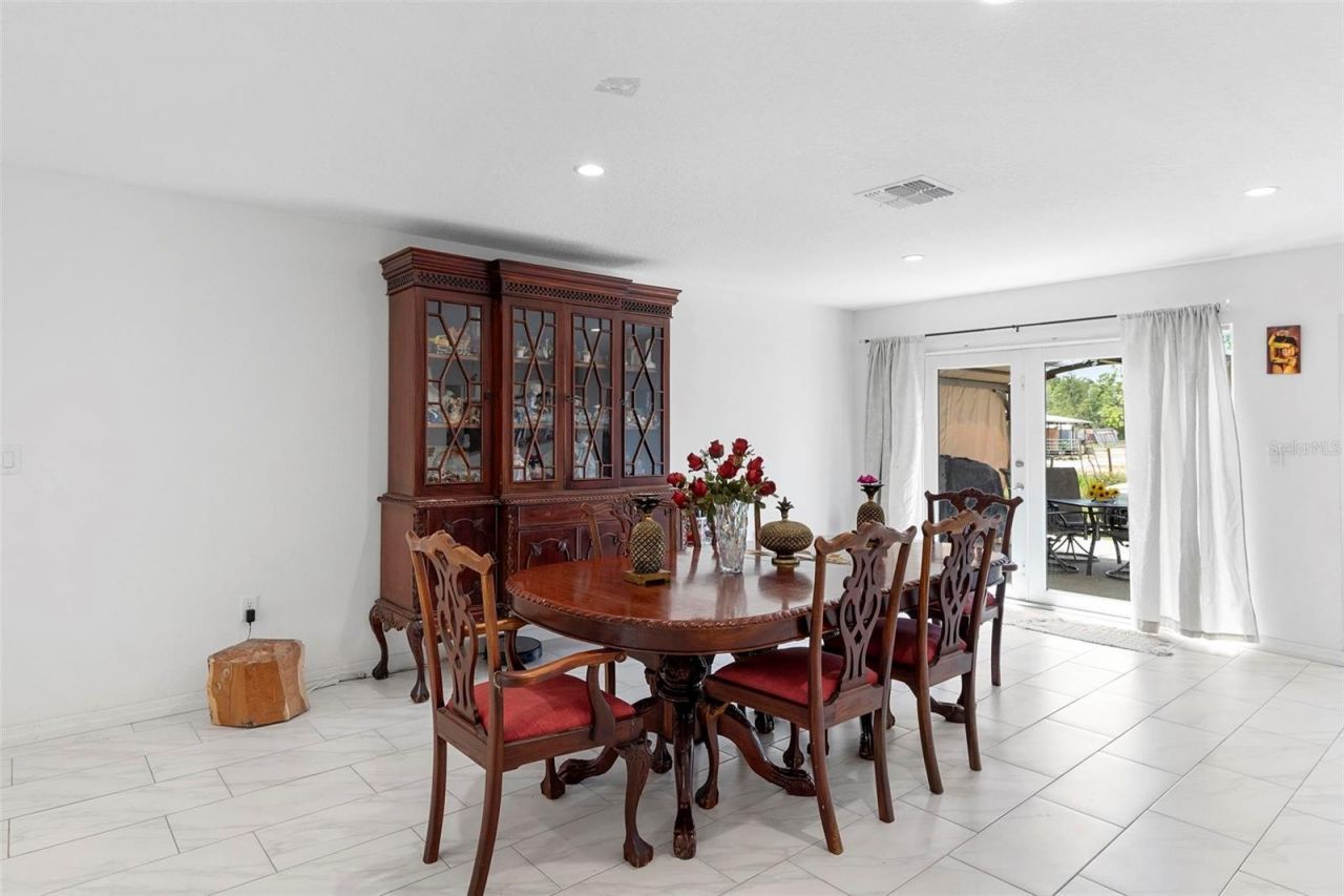 2048 Laredo Drive, Deltona, FL 32738 Photo