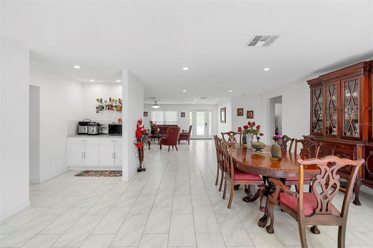 2048 Laredo Drive, Deltona, FL 32738 Photo