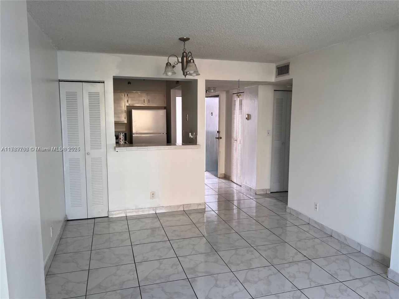 546 SW 1st St, Unit 611, Miami, FL 33130 Photo