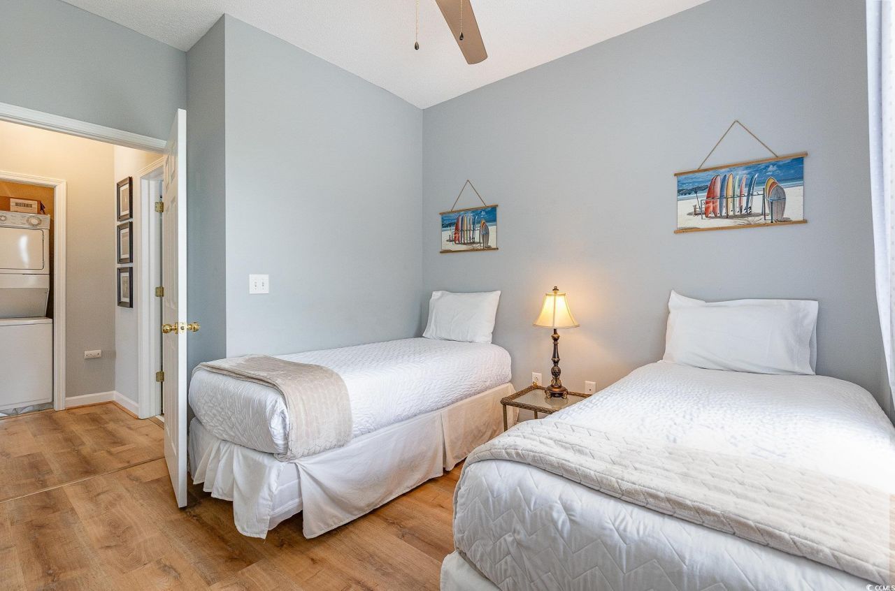 6253 Catalina Dr. Photo 22