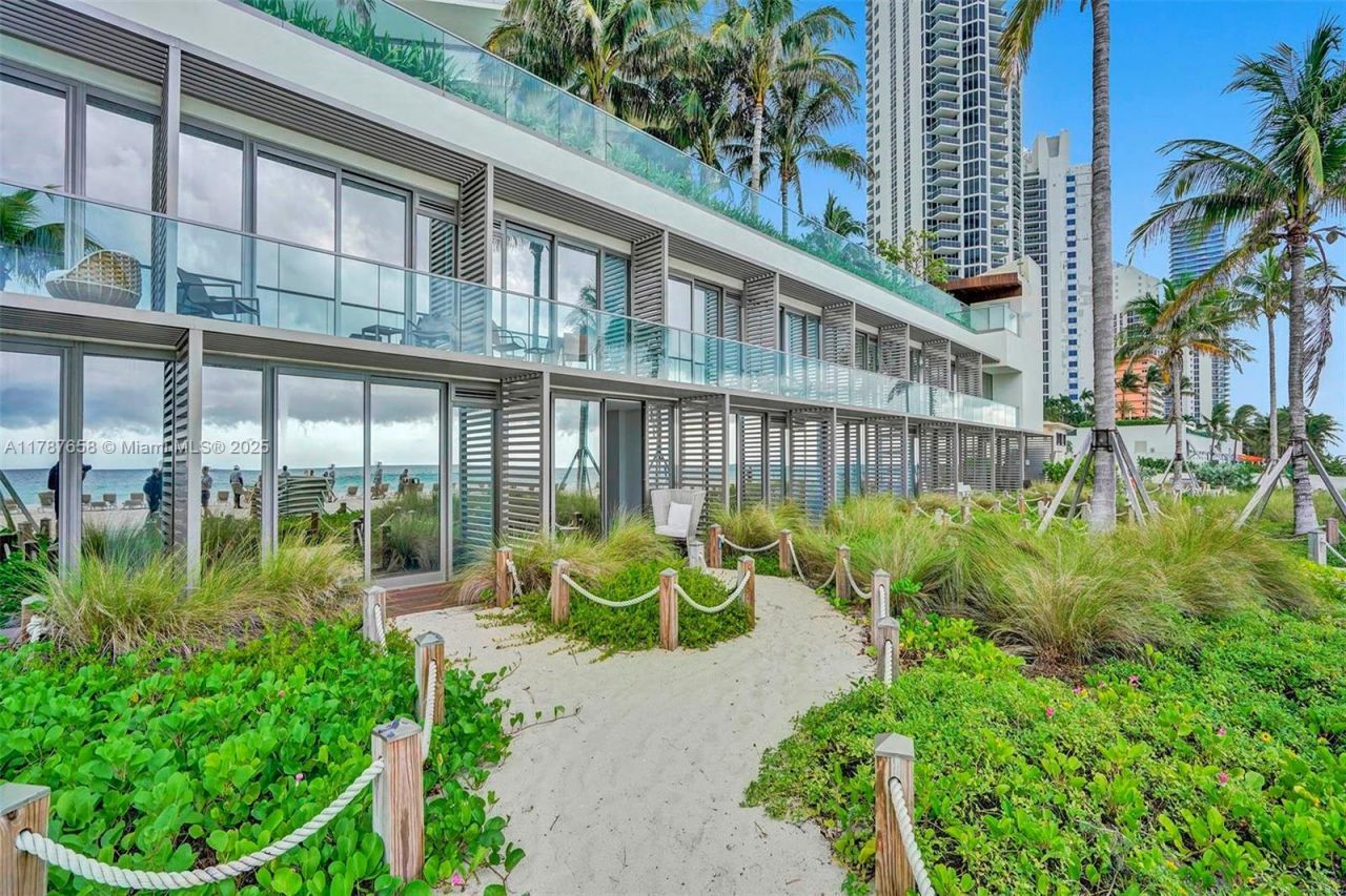 18975 Collins Ave, Unit Cabana # 8, Sunny Isles Beach, FL 33160 Photo