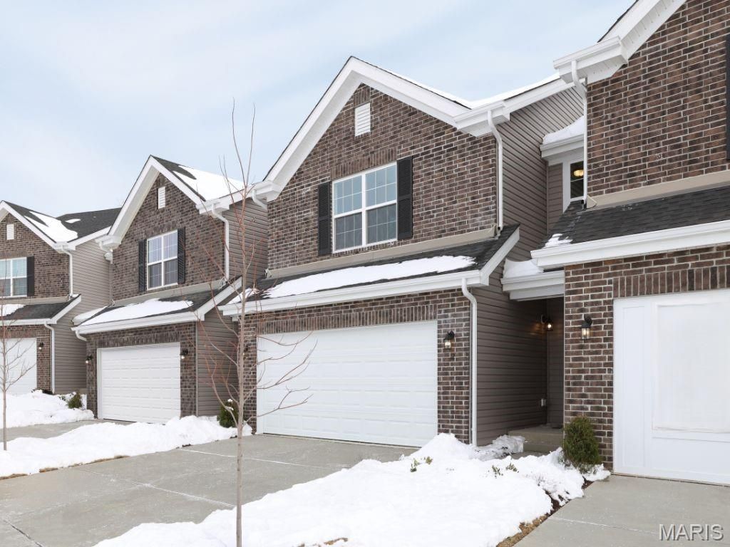 12 Fairmount Grove Drive, Saint Peters, MO 63376 Main Photo