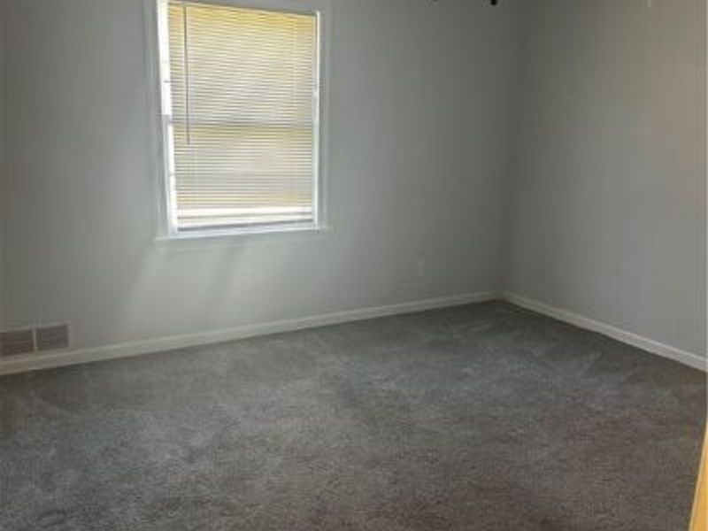 1765 E 238th Street, Euclid, OH 44117 Photo 5