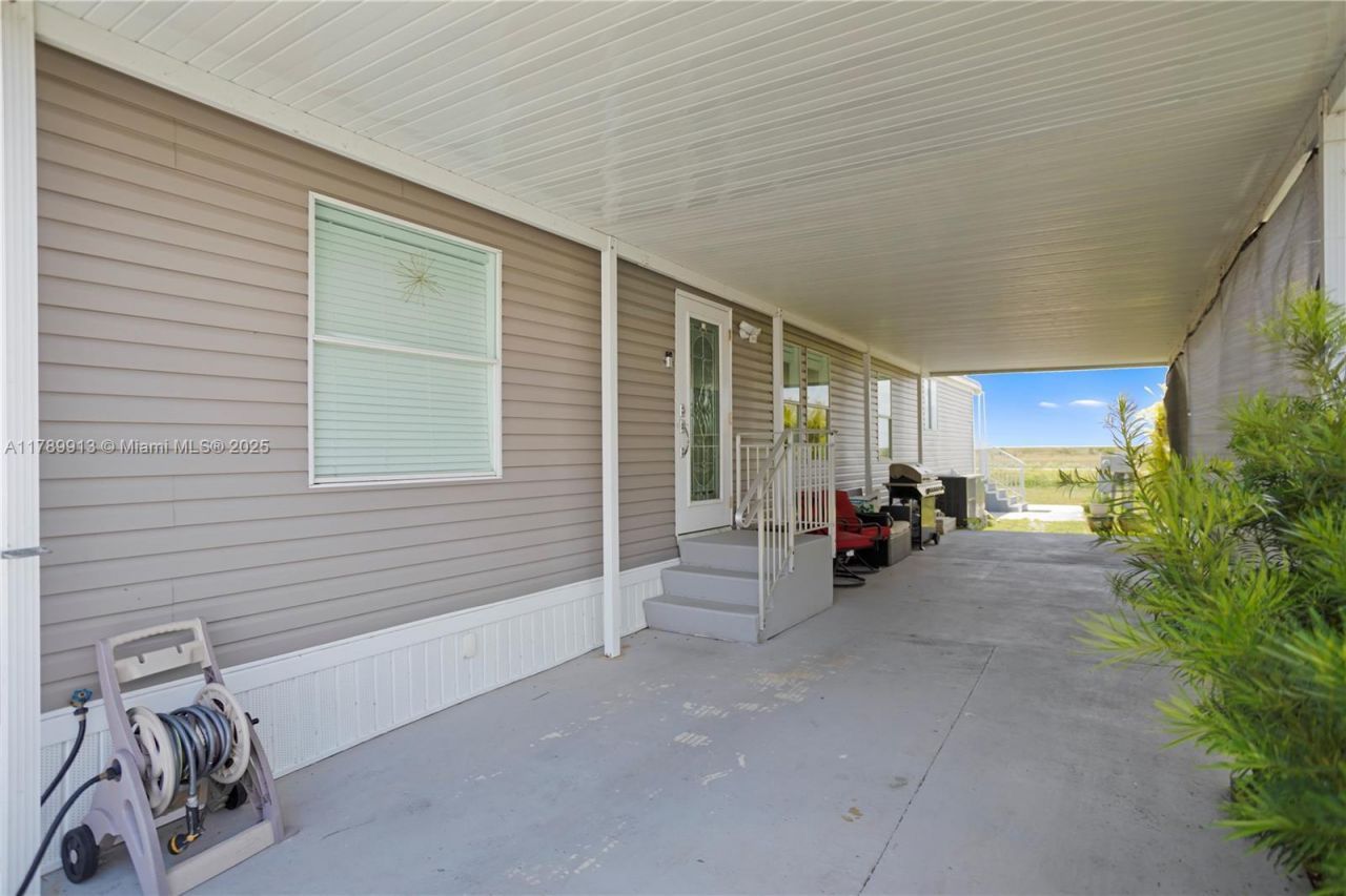 740 NW 219th Avenue, Pembroke Pines, FL 33029 Photo