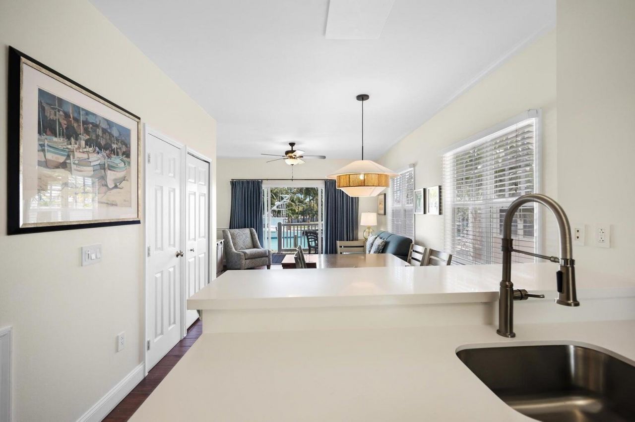 7041 Harbor Village Drive, Duck Key, FL 33050 Photo