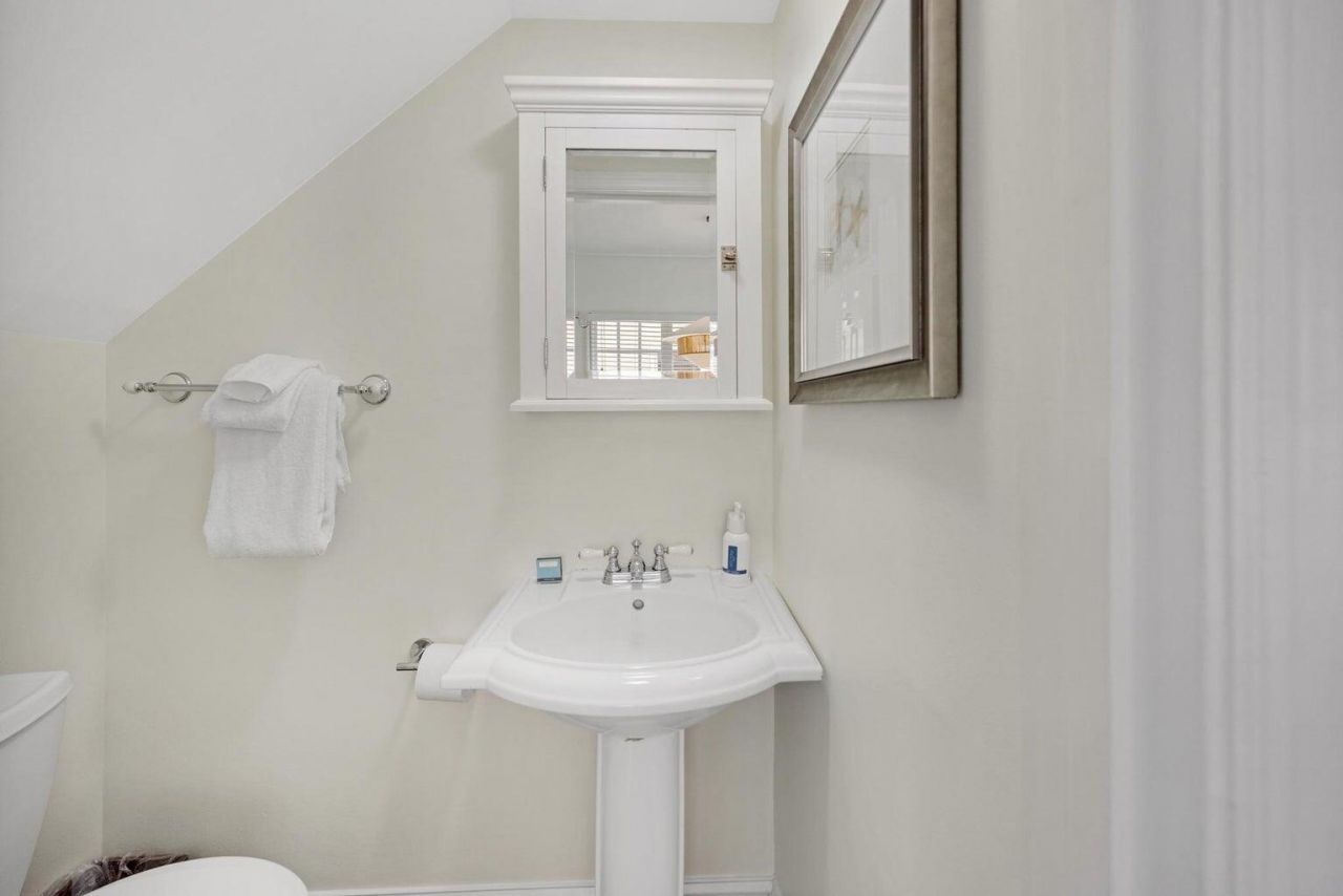 7041 Harbor Village Drive, Duck Key, FL 33050 Photo